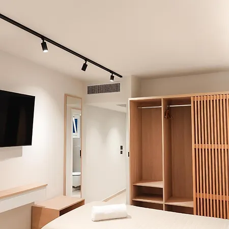 Thinalos Aparthotel 4*