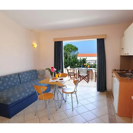 Thinalos 4* Acharavi (Corfu)